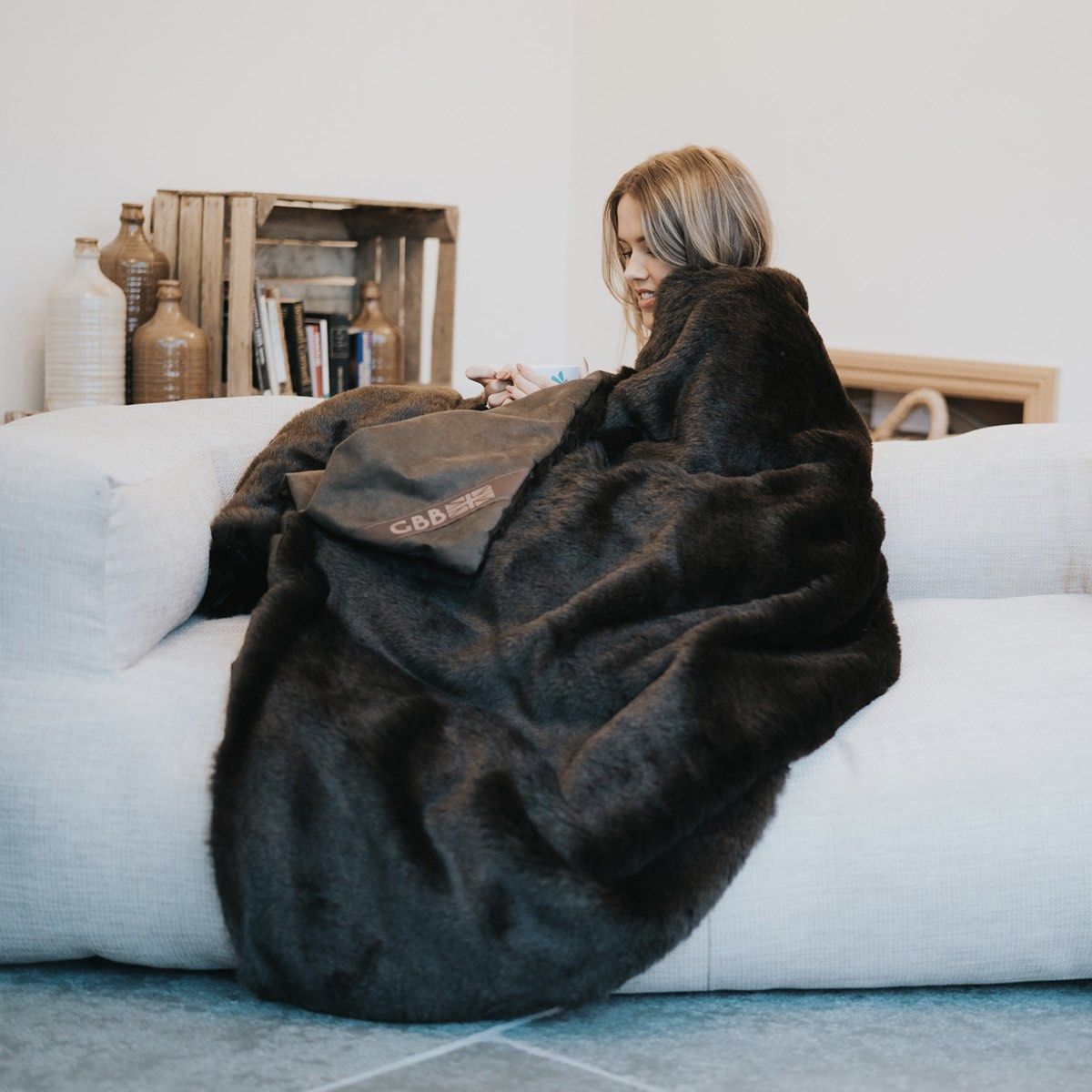 Faux Fur Throws Luxury At Greatbeanbags Faux Fur Throws Luxury At, Luxury Faux Fur Throws For Sofas